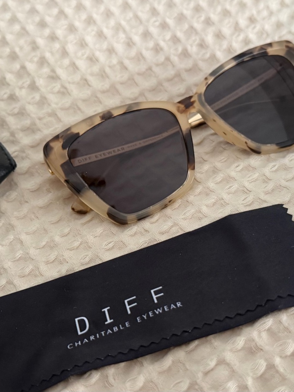 Diff Eyewear Women's Tortoiseshell Sunglasses - Brown Lenses